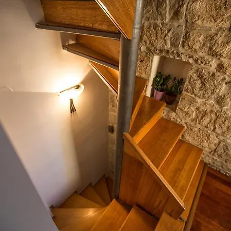 Guest house Mirula 3*