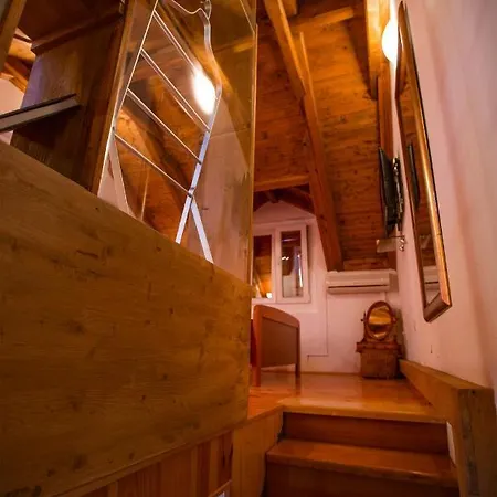 Guest house Mirula 3*