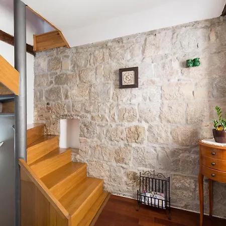 Guest house Mirula