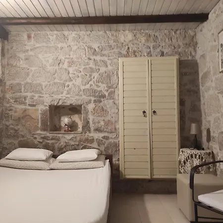 Mirula Guest house