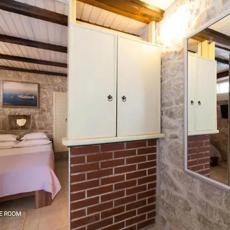 Guest house Mirula Split